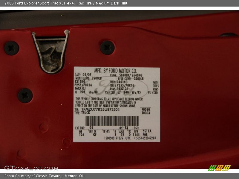 Red Fire / Medium Dark Flint 2005 Ford Explorer Sport Trac XLT 4x4