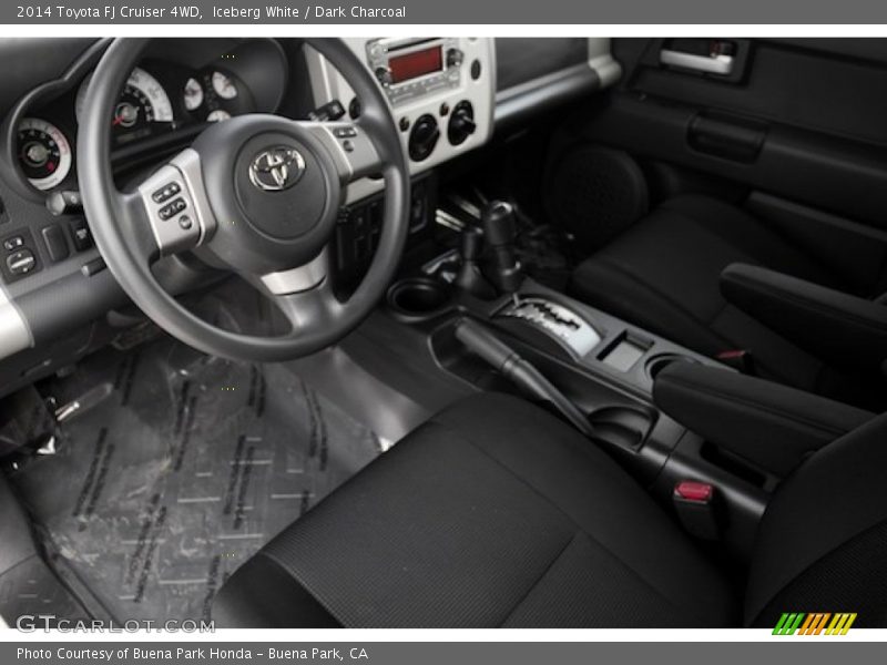 Iceberg White / Dark Charcoal 2014 Toyota FJ Cruiser 4WD