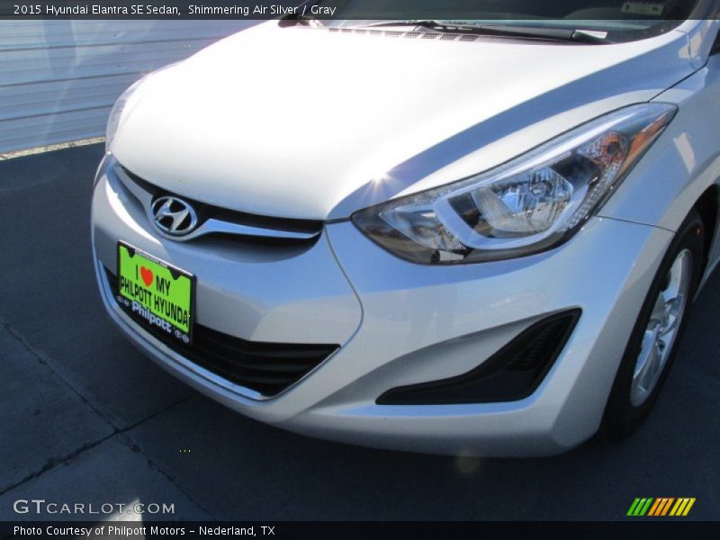 Shimmering Air Silver / Gray 2015 Hyundai Elantra SE Sedan