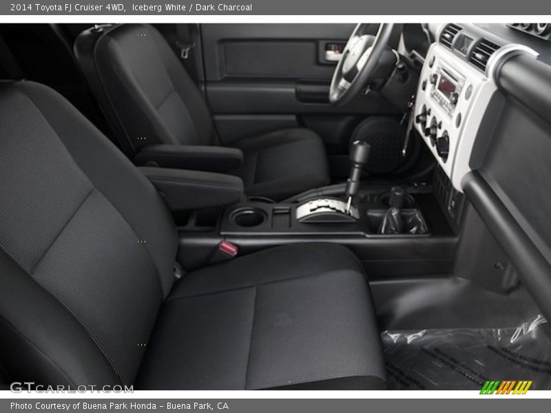 Iceberg White / Dark Charcoal 2014 Toyota FJ Cruiser 4WD