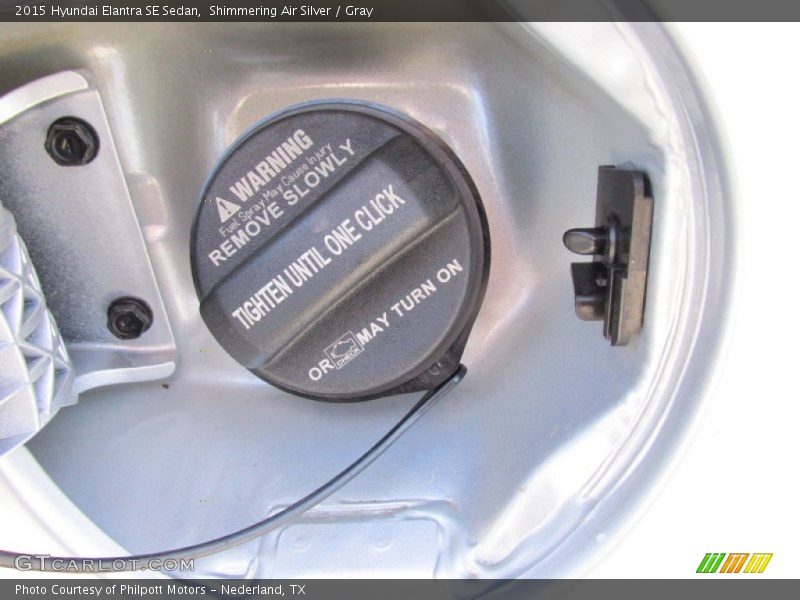 Shimmering Air Silver / Gray 2015 Hyundai Elantra SE Sedan