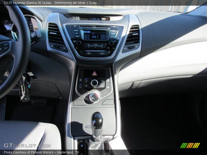 Shimmering Air Silver / Gray 2015 Hyundai Elantra SE Sedan