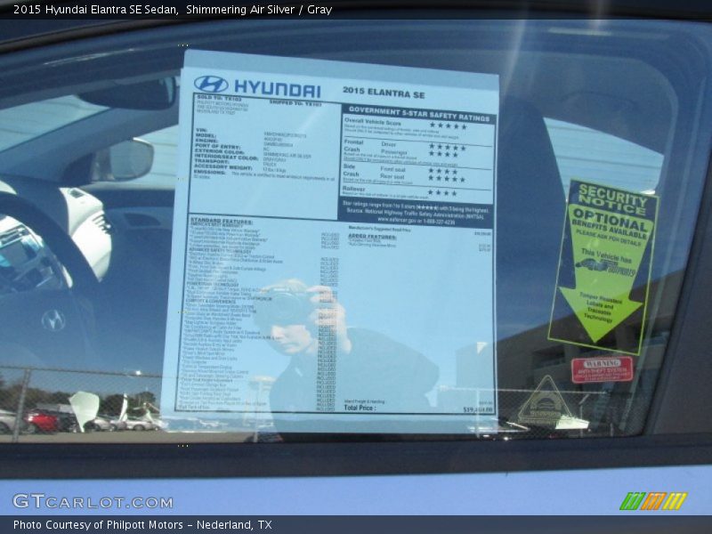 Shimmering Air Silver / Gray 2015 Hyundai Elantra SE Sedan