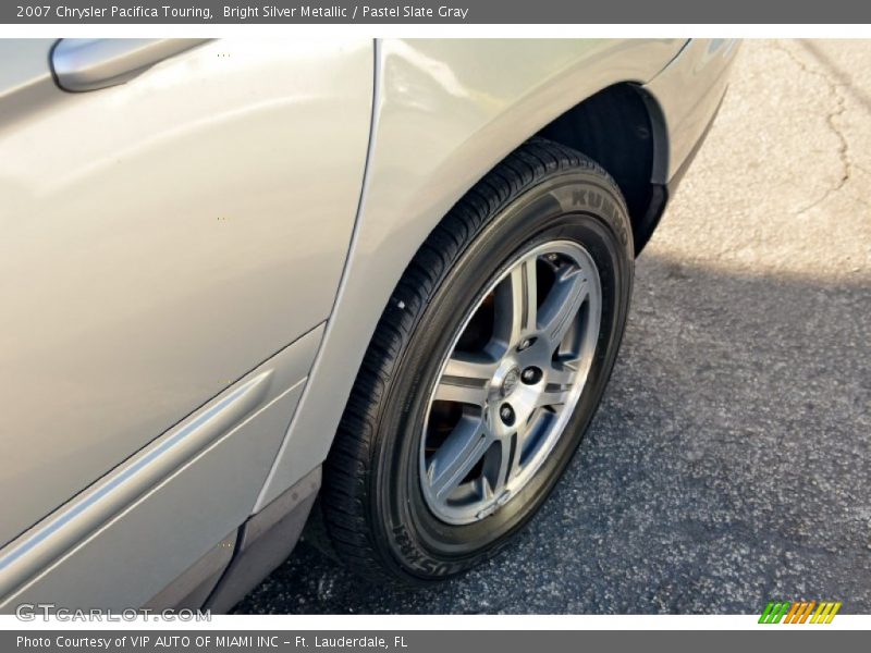 Bright Silver Metallic / Pastel Slate Gray 2007 Chrysler Pacifica Touring