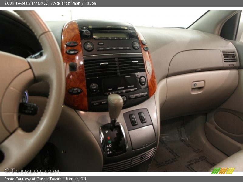 Arctic Frost Pearl / Taupe 2006 Toyota Sienna XLE