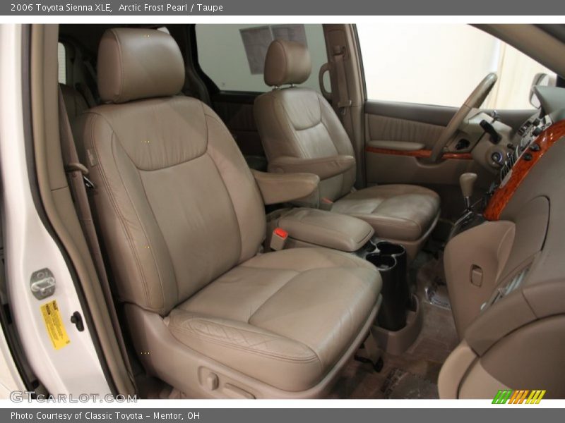 Arctic Frost Pearl / Taupe 2006 Toyota Sienna XLE