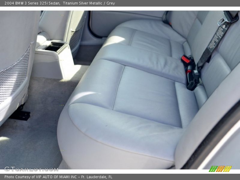 Titanium Silver Metallic / Grey 2004 BMW 3 Series 325i Sedan