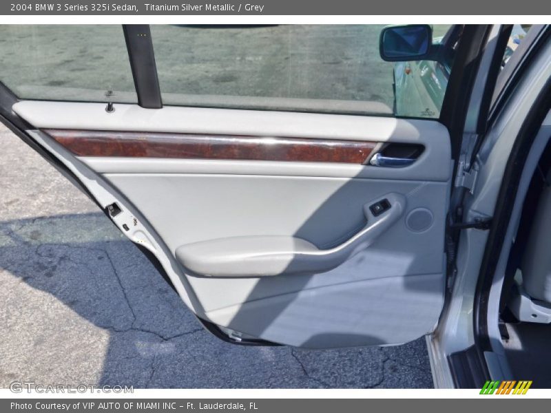 Titanium Silver Metallic / Grey 2004 BMW 3 Series 325i Sedan