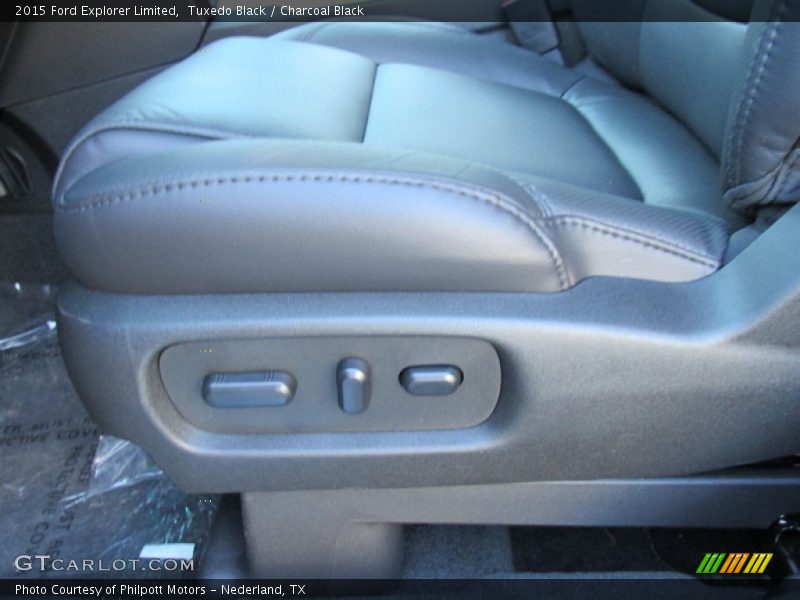 Tuxedo Black / Charcoal Black 2015 Ford Explorer Limited