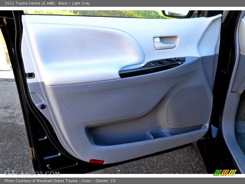 Black / Light Gray 2012 Toyota Sienna LE AWD