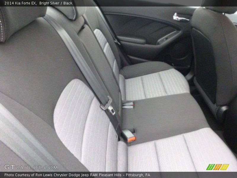 Bright Silver / Black 2014 Kia Forte EX