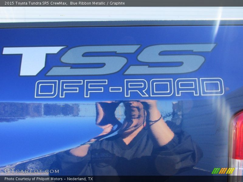 Blue Ribbon Metallic / Graphite 2015 Toyota Tundra SR5 CrewMax
