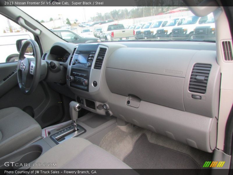 Super Black / Steel 2013 Nissan Frontier SV V6 Crew Cab