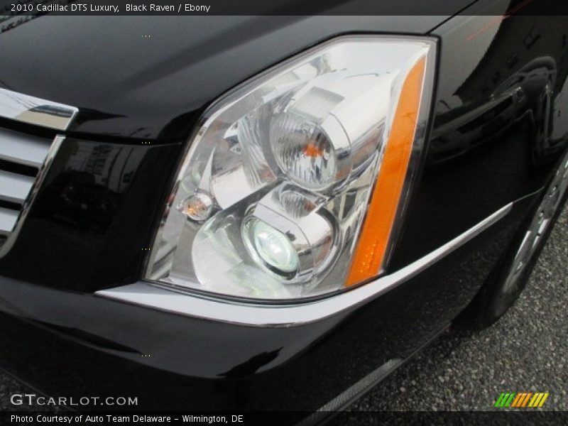 Black Raven / Ebony 2010 Cadillac DTS Luxury
