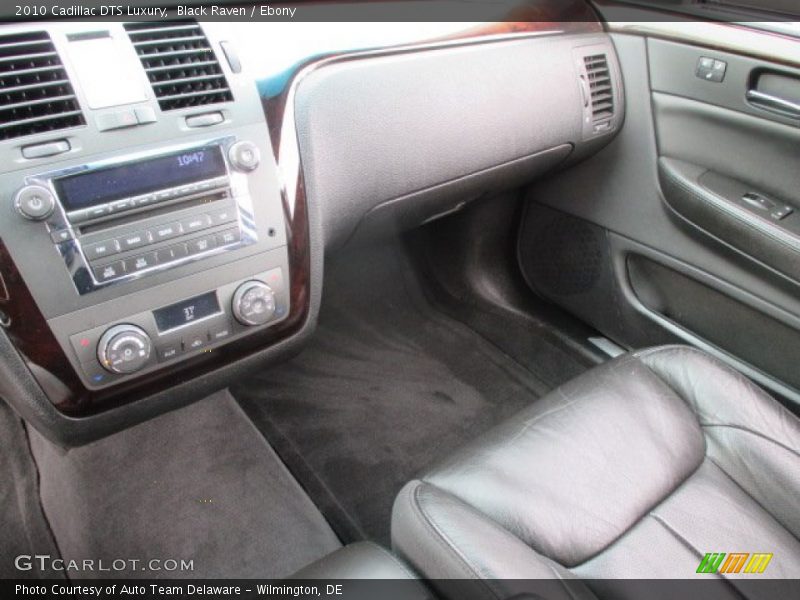Black Raven / Ebony 2010 Cadillac DTS Luxury