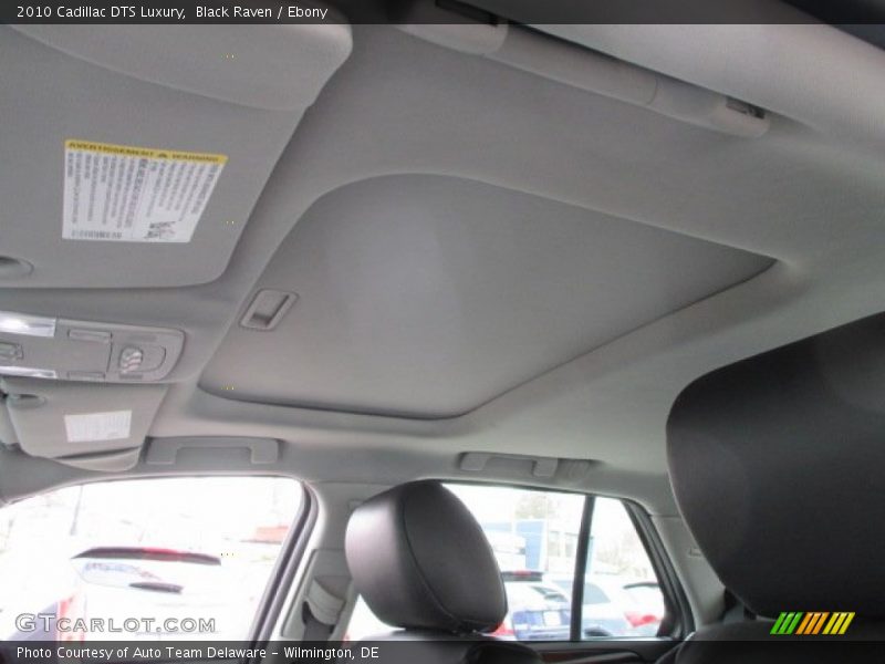 Black Raven / Ebony 2010 Cadillac DTS Luxury