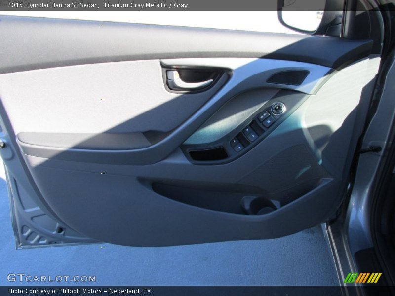 Titanium Gray Metallic / Gray 2015 Hyundai Elantra SE Sedan