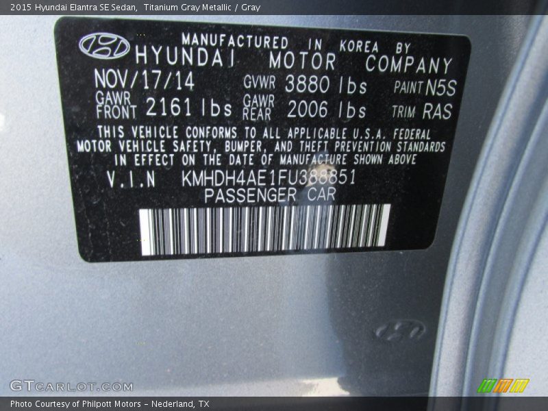 Titanium Gray Metallic / Gray 2015 Hyundai Elantra SE Sedan