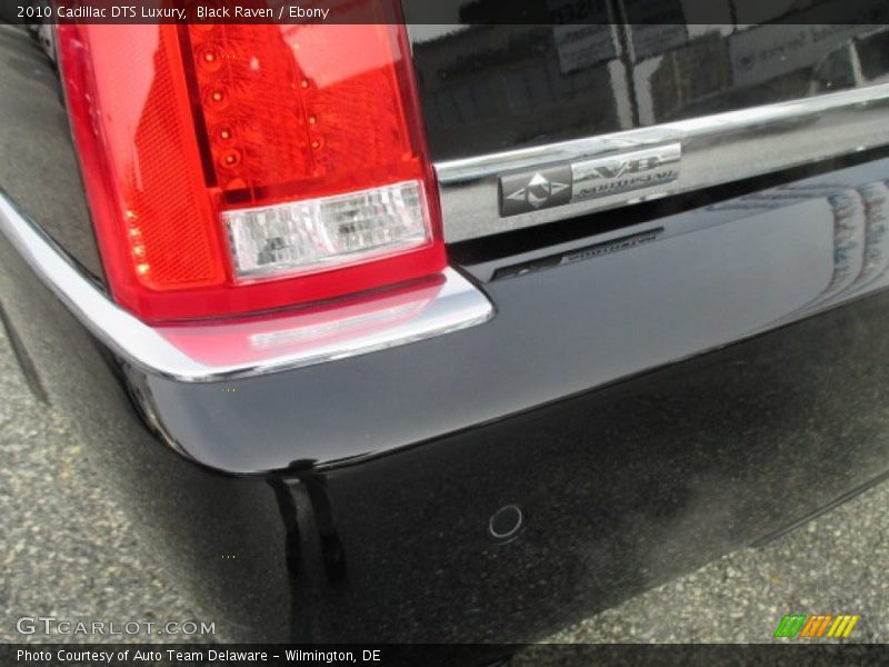 Black Raven / Ebony 2010 Cadillac DTS Luxury