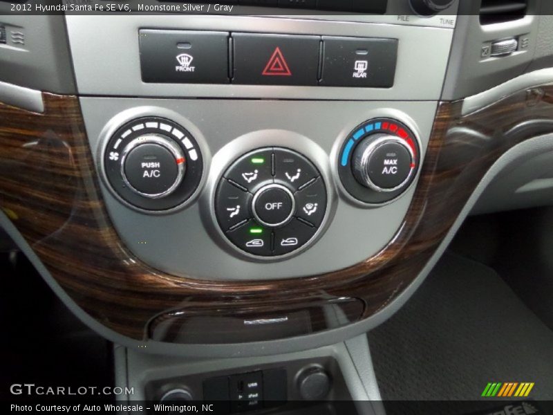 Moonstone Silver / Gray 2012 Hyundai Santa Fe SE V6