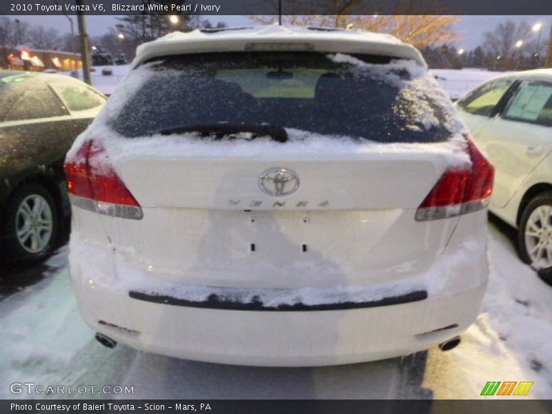 Blizzard White Pearl / Ivory 2010 Toyota Venza V6