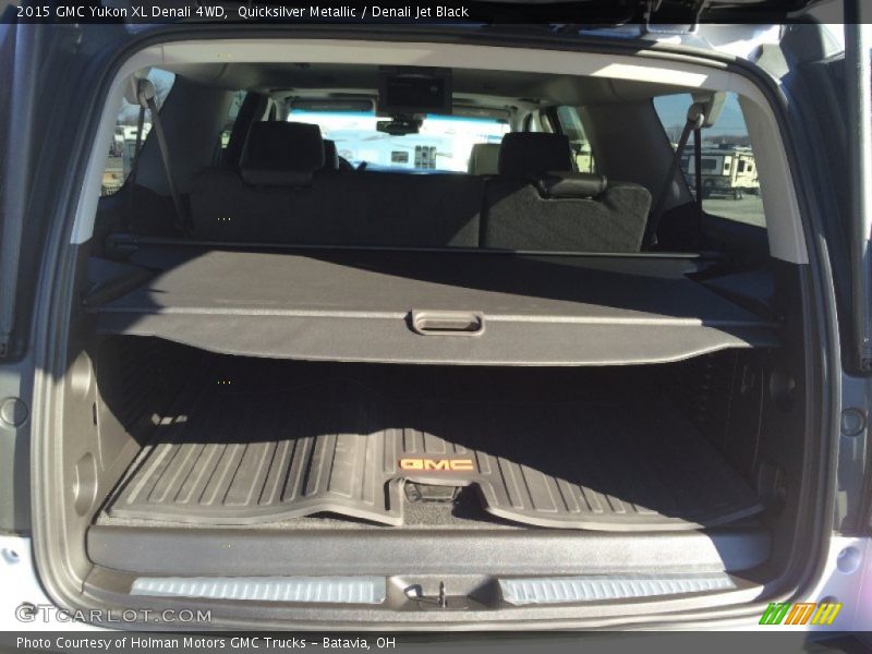 Quicksilver Metallic / Denali Jet Black 2015 GMC Yukon XL Denali 4WD