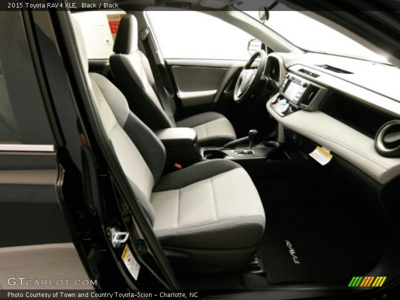 Black / Black 2015 Toyota RAV4 XLE