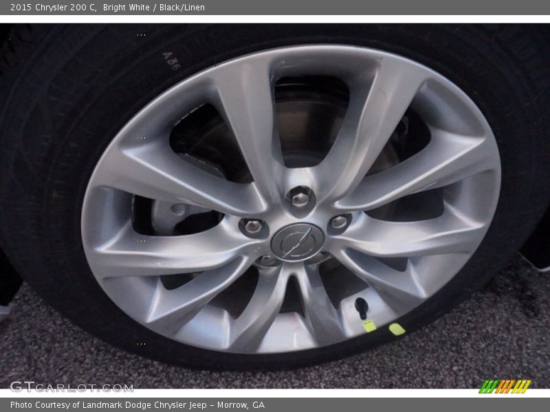 Bright White / Black/Linen 2015 Chrysler 200 C