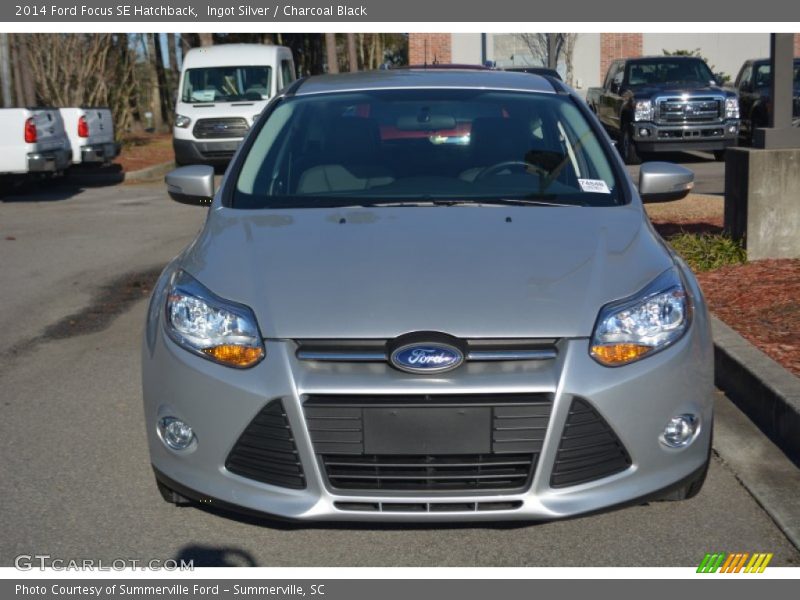 Ingot Silver / Charcoal Black 2014 Ford Focus SE Hatchback