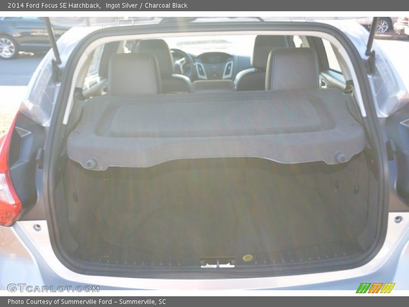 Ingot Silver / Charcoal Black 2014 Ford Focus SE Hatchback