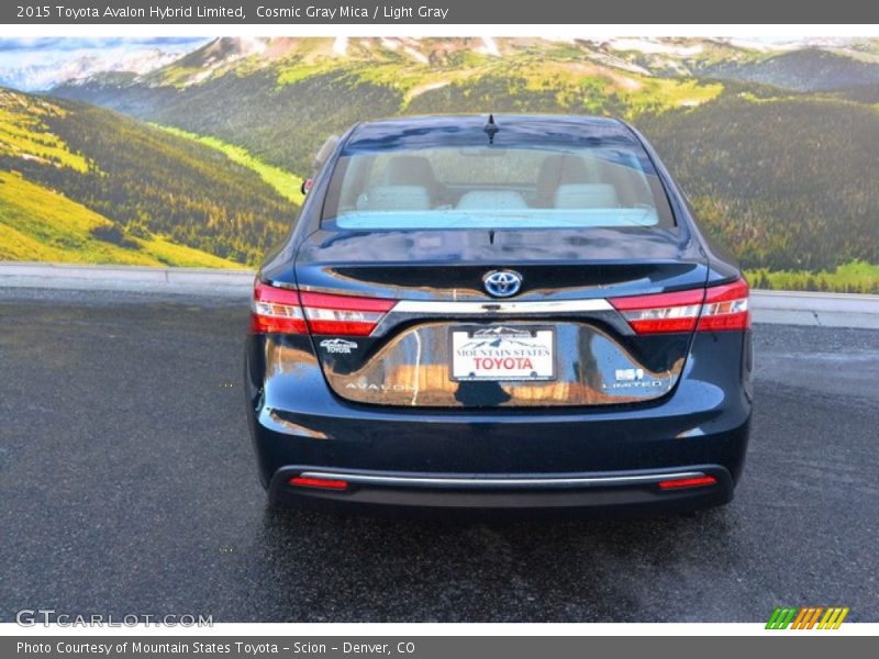 Cosmic Gray Mica / Light Gray 2015 Toyota Avalon Hybrid Limited