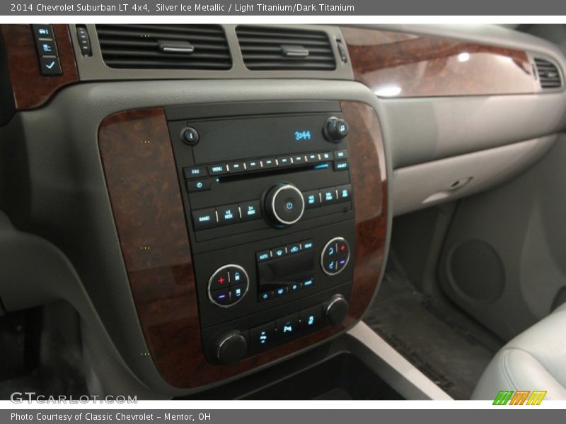 Silver Ice Metallic / Light Titanium/Dark Titanium 2014 Chevrolet Suburban LT 4x4