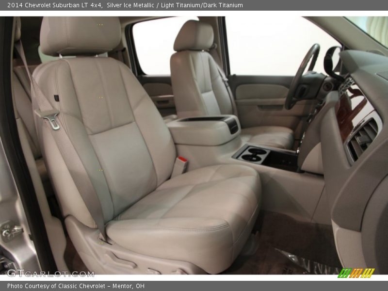 Silver Ice Metallic / Light Titanium/Dark Titanium 2014 Chevrolet Suburban LT 4x4