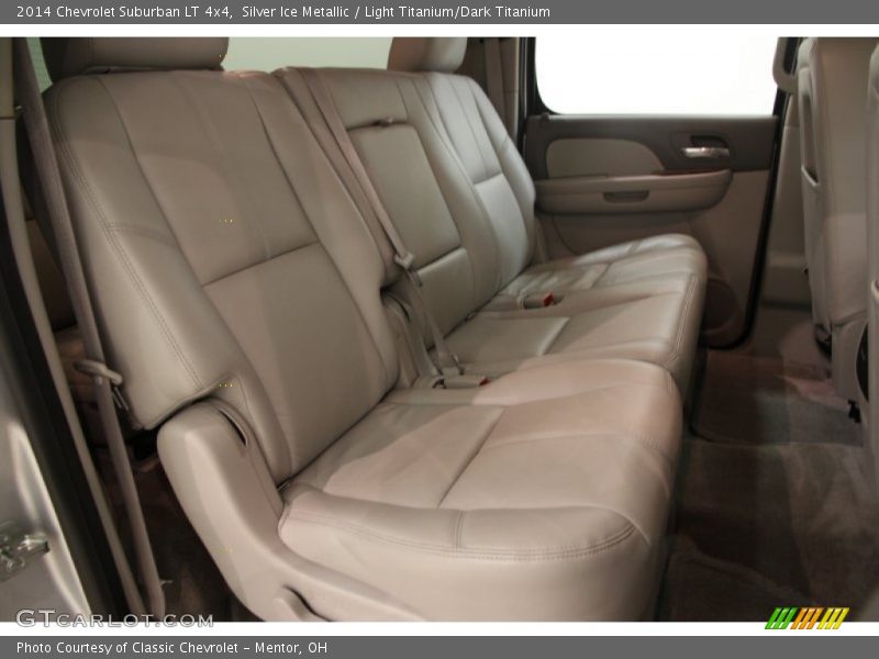 Silver Ice Metallic / Light Titanium/Dark Titanium 2014 Chevrolet Suburban LT 4x4