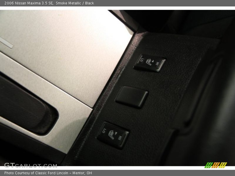 Smoke Metallic / Black 2006 Nissan Maxima 3.5 SE