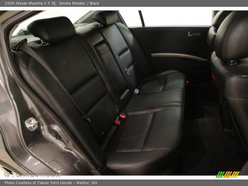 Smoke Metallic / Black 2006 Nissan Maxima 3.5 SE