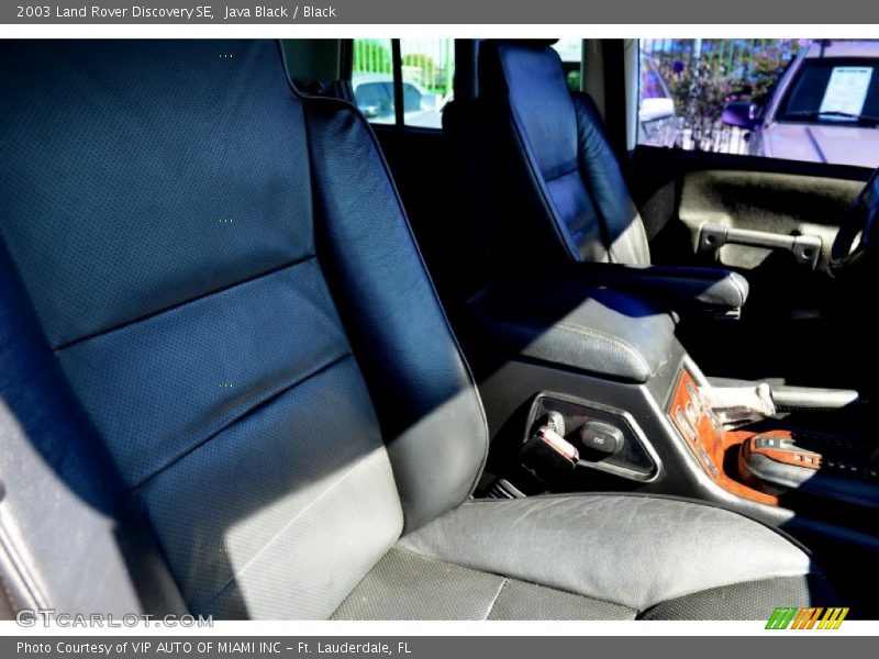 Java Black / Black 2003 Land Rover Discovery SE