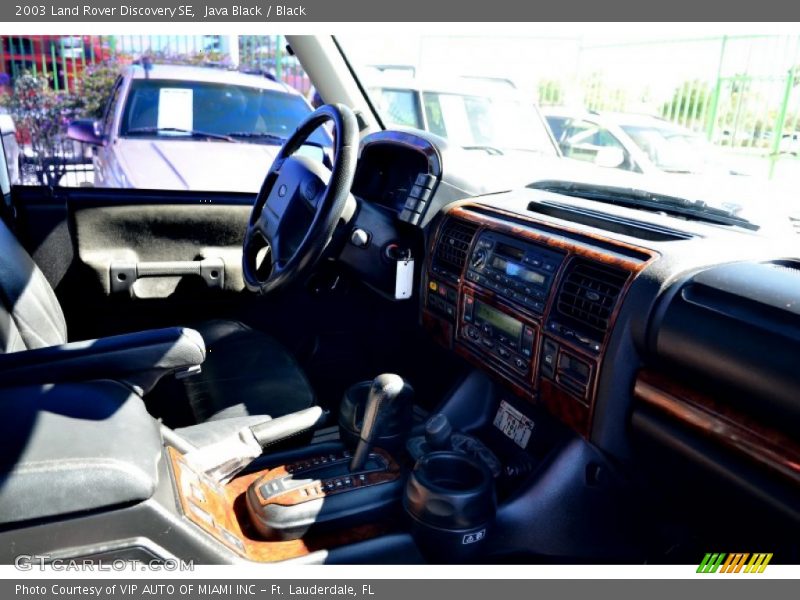 Java Black / Black 2003 Land Rover Discovery SE