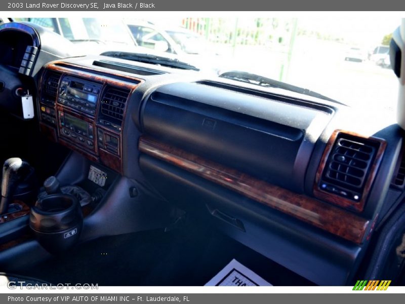 Java Black / Black 2003 Land Rover Discovery SE