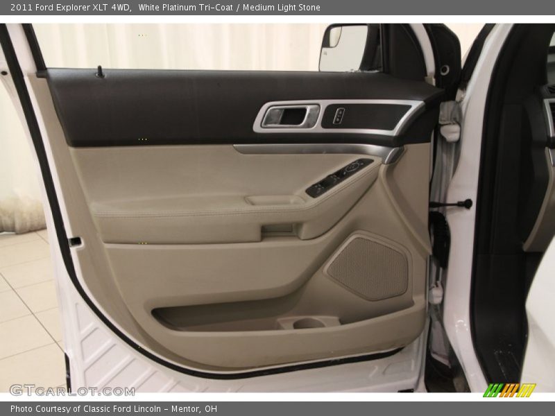 White Platinum Tri-Coat / Medium Light Stone 2011 Ford Explorer XLT 4WD