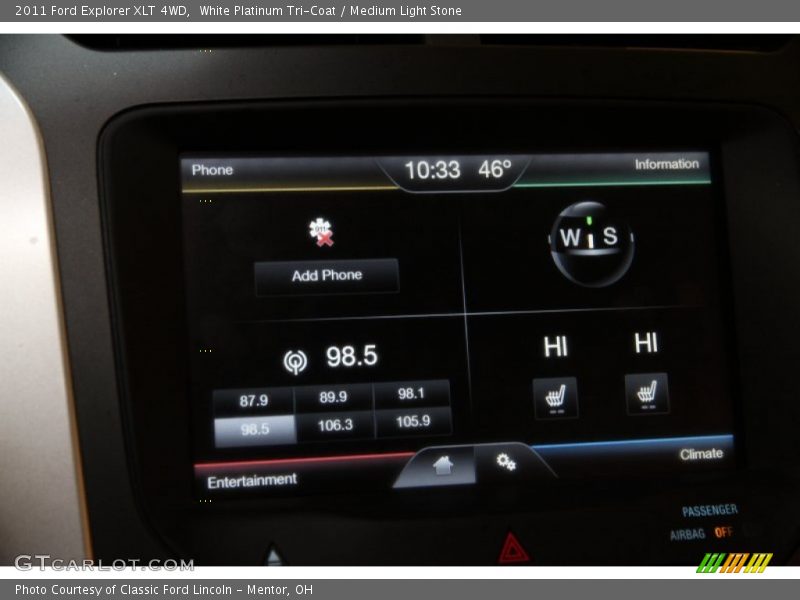 White Platinum Tri-Coat / Medium Light Stone 2011 Ford Explorer XLT 4WD