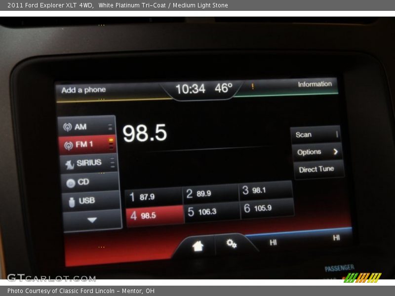 White Platinum Tri-Coat / Medium Light Stone 2011 Ford Explorer XLT 4WD