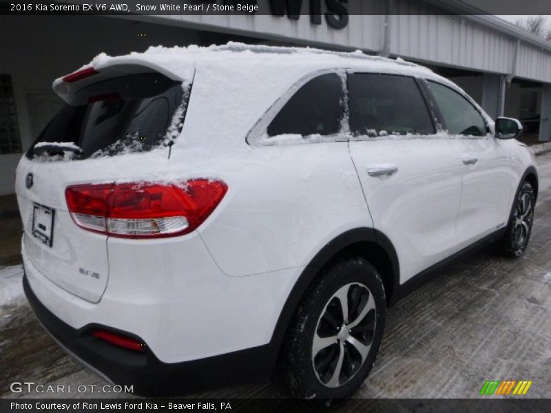 Snow White Pearl / Stone Beige 2016 Kia Sorento EX V6 AWD