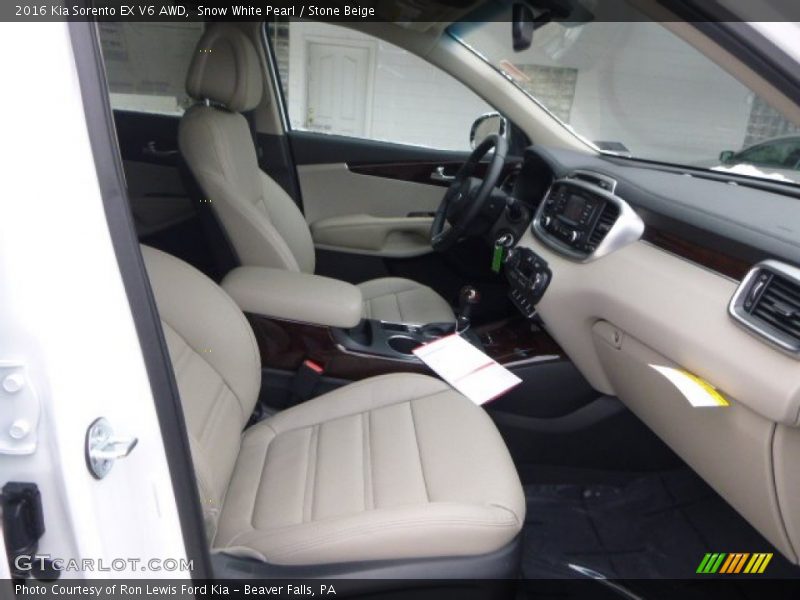 Front Seat of 2016 Sorento EX V6 AWD
