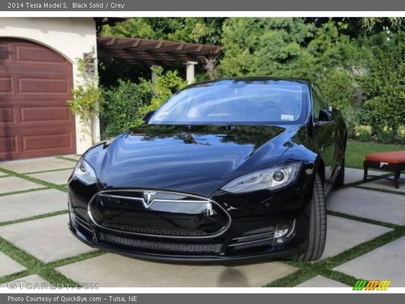 Black Solid / Grey 2014 Tesla Model S