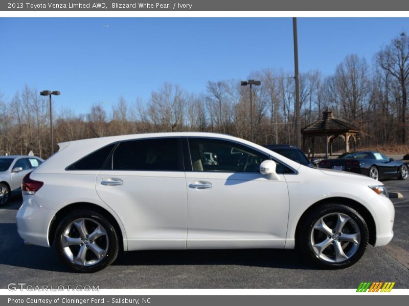 Blizzard White Pearl / Ivory 2013 Toyota Venza Limited AWD