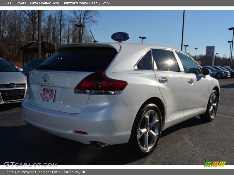 Blizzard White Pearl / Ivory 2013 Toyota Venza Limited AWD