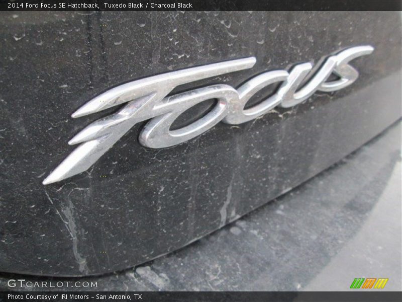 Tuxedo Black / Charcoal Black 2014 Ford Focus SE Hatchback