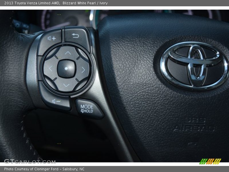 Blizzard White Pearl / Ivory 2013 Toyota Venza Limited AWD