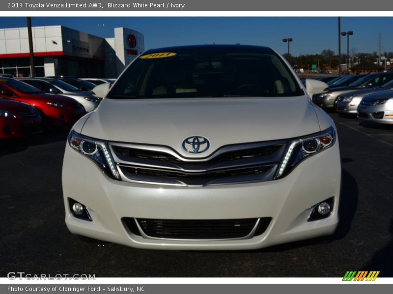 Blizzard White Pearl / Ivory 2013 Toyota Venza Limited AWD